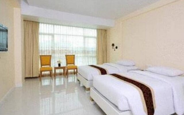 Aunchaleena Grand Hotel Wing B