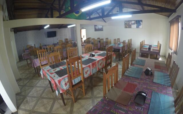 Hotel 2 Irmaos