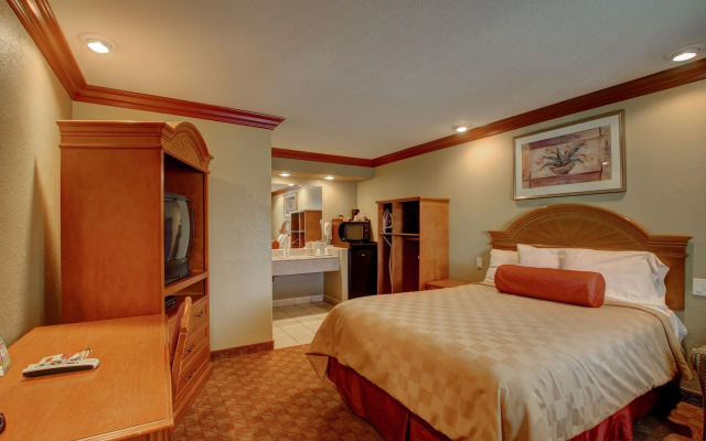 Thunderbird Lodge in Riverside