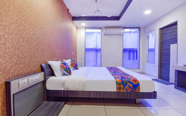 Treebo Trend Kia Residency