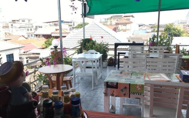 Jenny Hostel HuaHin