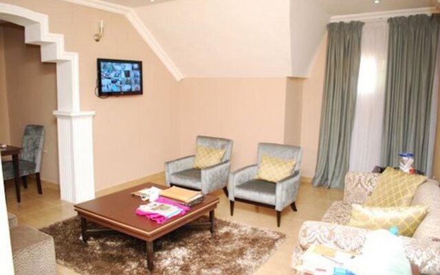 Valley Point Hotel & Suites