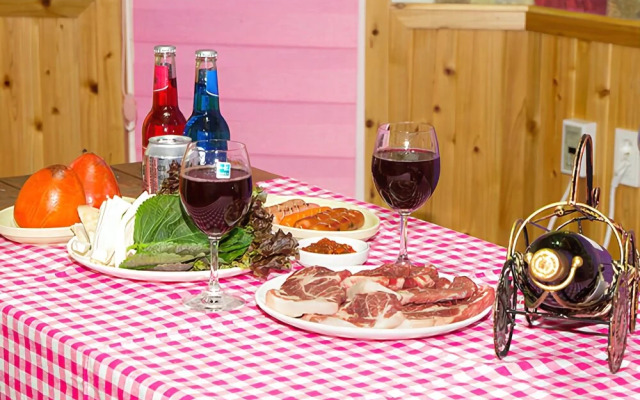 Daecheon Suji Pension