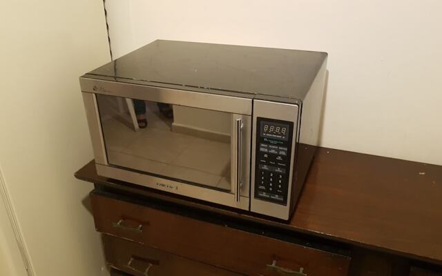 Comfortable Apartment, Secure and Private Complex, With Perimeter Fence