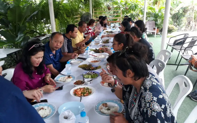 Baan Klangsuan Bang Korbua