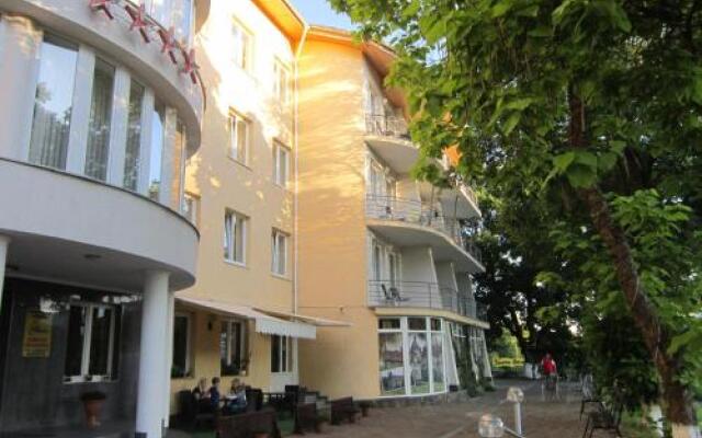 Kurortnyy Hotel Kvele Polyana