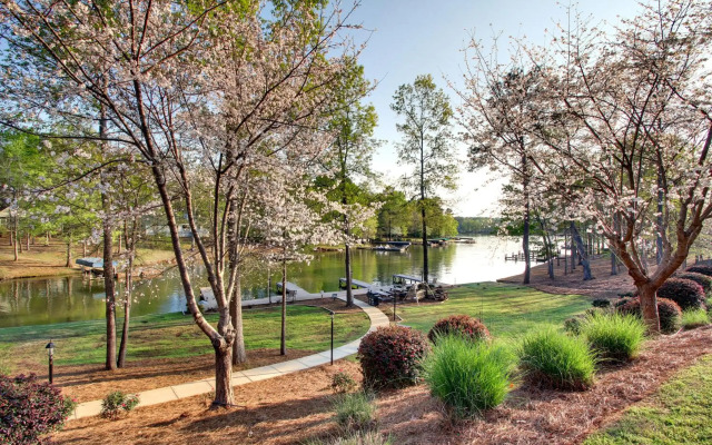 The Lodge On Lake Oconee