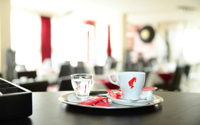 Hotel Razvan