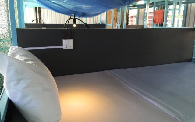 I Bed Hostel