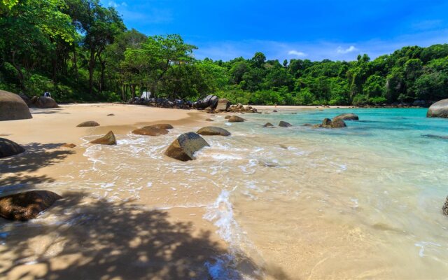 Khao Lak Good View Mansion