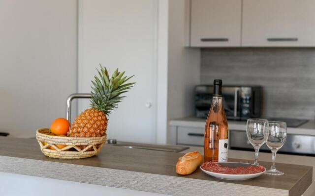 GINA - Lumineux, balcon, wifi, clim - Ajaccio
