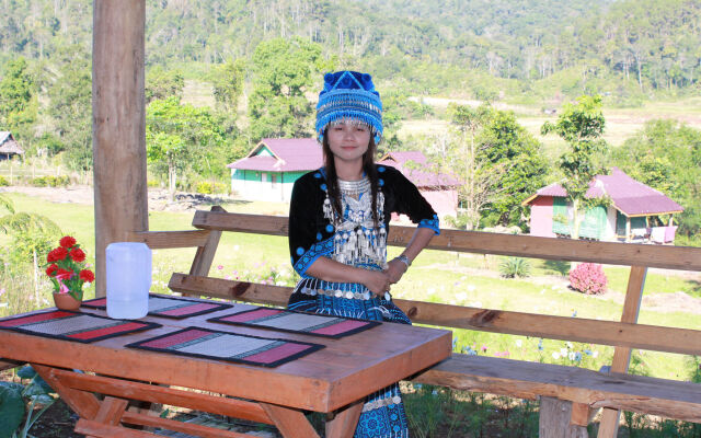 Mong Homestay Resort