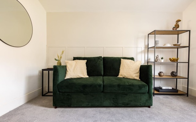 The Camberwell Nook - Lovely 5BDR House with Garden
