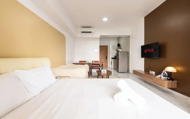 Royal Platinum Condo by Soben Homes