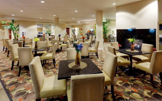 Holiday Inn Express Albany Downtown