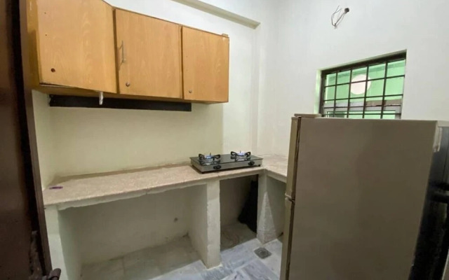 Lal Lodges Suite Apartment