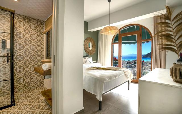 Liman Hotel Gumusluk- Adult Only
