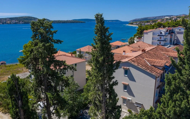Mar deLuxe Apartments