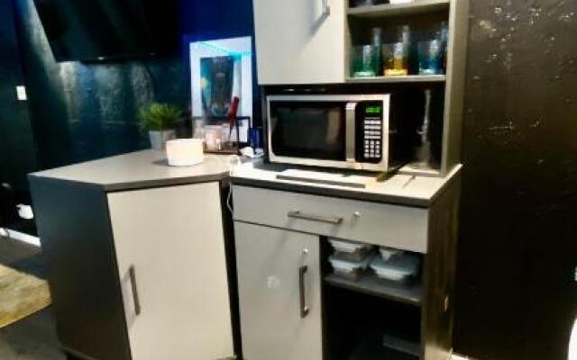 Lewers Studio Suite