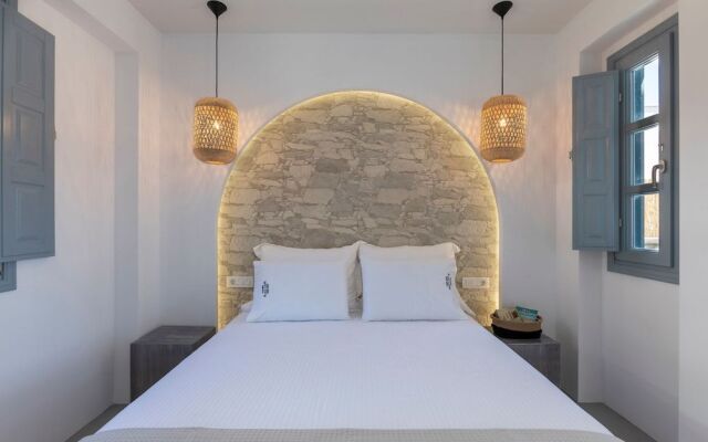 BlackStone Luxury Suites