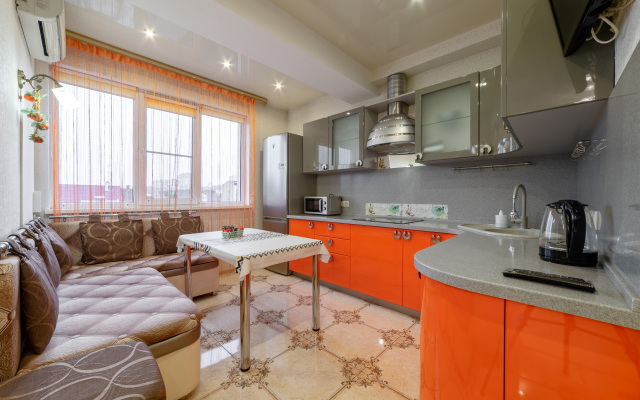 Делюкс на Ленина 146 Deluxe Apartment