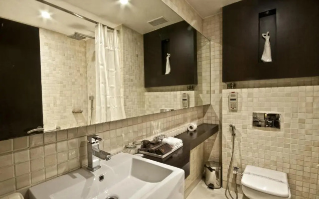 Monotel Luxury Business Hotel