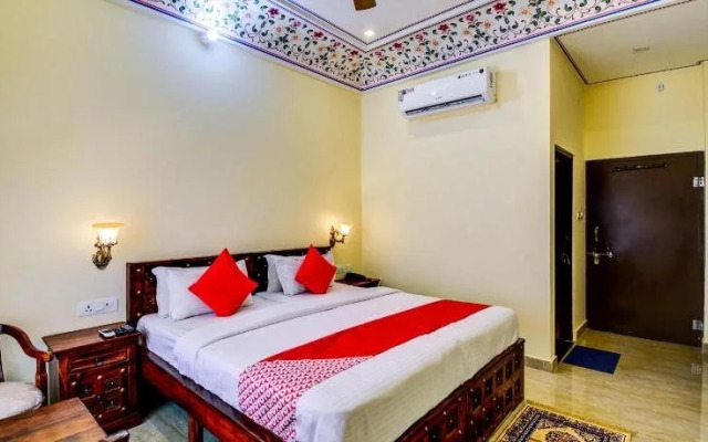 Hotel Dev Palace