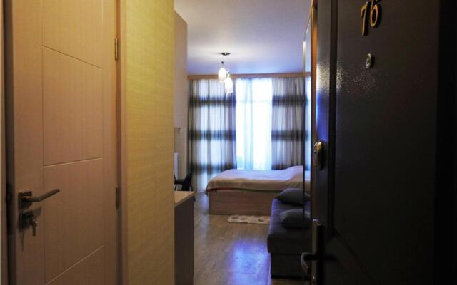 Real Palace Apartment