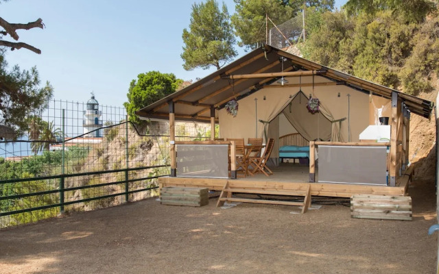 Camping El Far