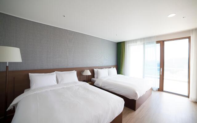 Dongwon Royal CC & Resort