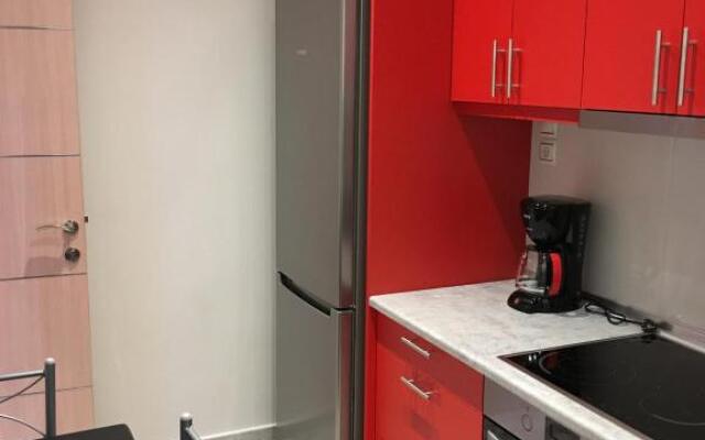 Acropolis brand new 1min from metro!
