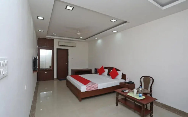 OYO 17219 Raghubar Kripa