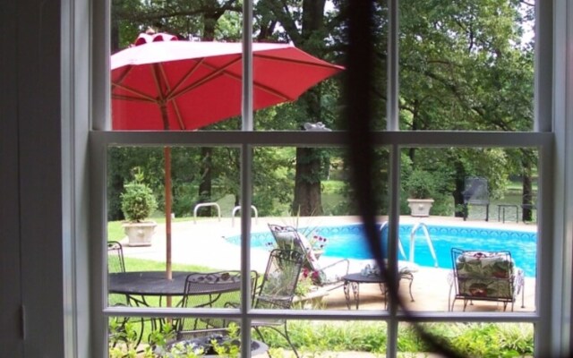 Ruby Lodge at Spring Lake Woods