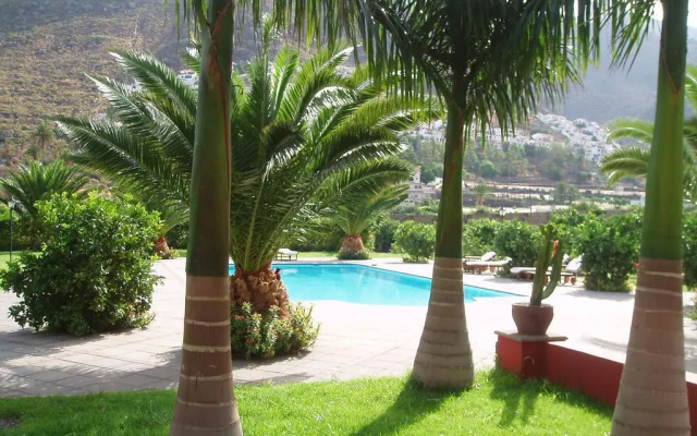 Hotel Rural Las Longueras