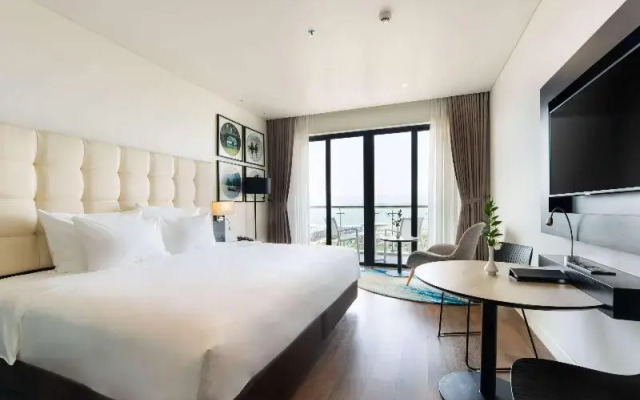 Hotel Sol Halong Trademark Collection by Wyndham