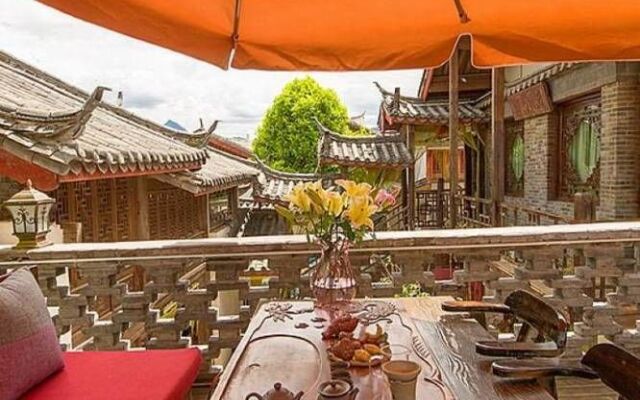 Lijiang Mengli Qianxun Inn