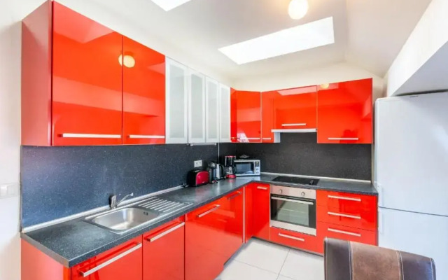 Templová 7 - Old Town Large Apartment with Terrace