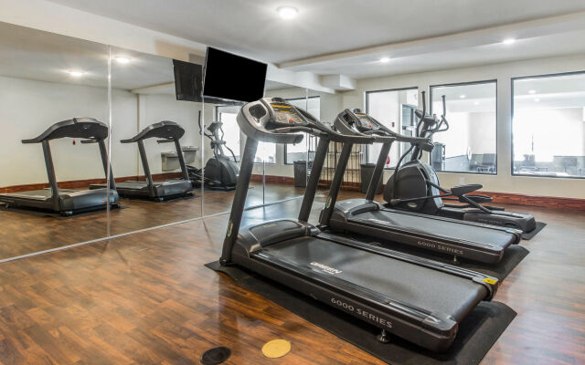 Comfort Inn & Suites Macon West