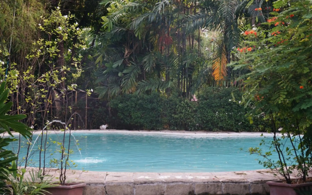 The Henry Hotel Manila