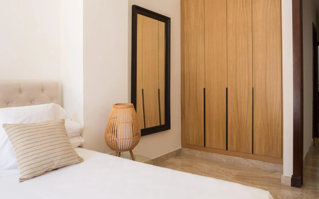 Puerta Catedral Apartments