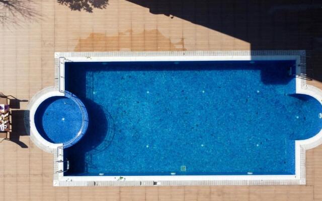 Elgarden Hotel & Residence