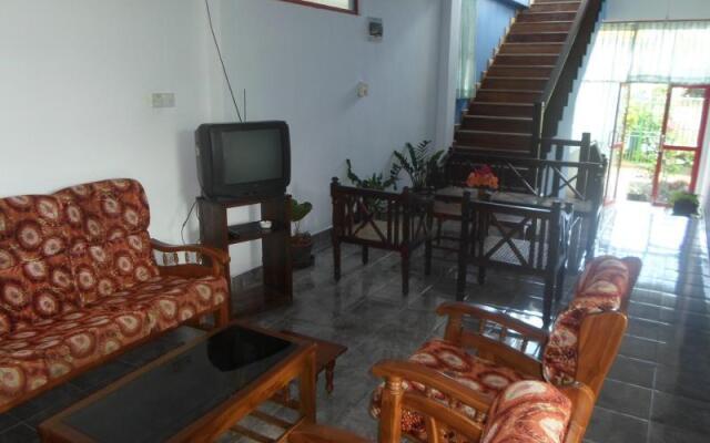 The Kingdom Gate Hotel