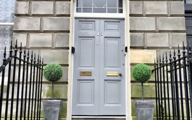 Escape To Edinburgh @ Broughton Place