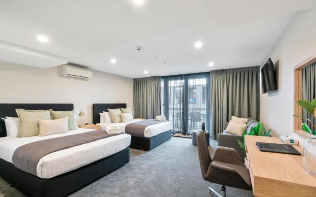 Southwark Hotel & Apartments