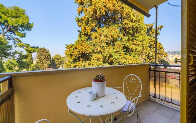 Premium Apartment With Patio