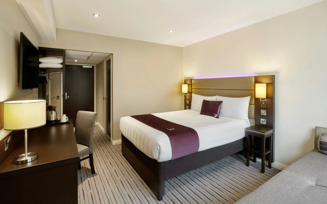 Premier INN Cardiff City Centre-stadium