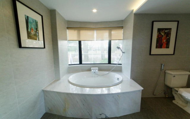 Lamarque Dalat Villa