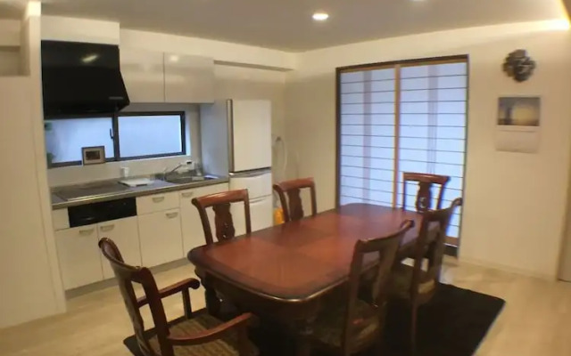 Intercity Osaka Service Apartment