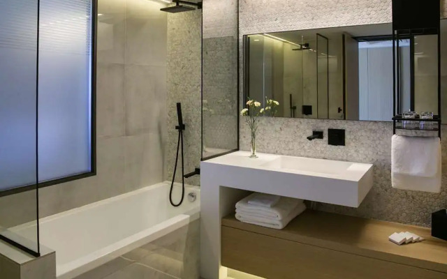 Mercure Larnaca Beach Resort