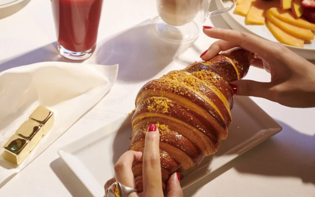 Hotel Plaza Athenee